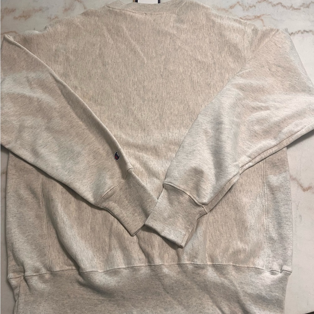 Champion Light Gray Reverse Weave Crew Neck Sweatshirt Size Medium NWT - Picture 3 of 5